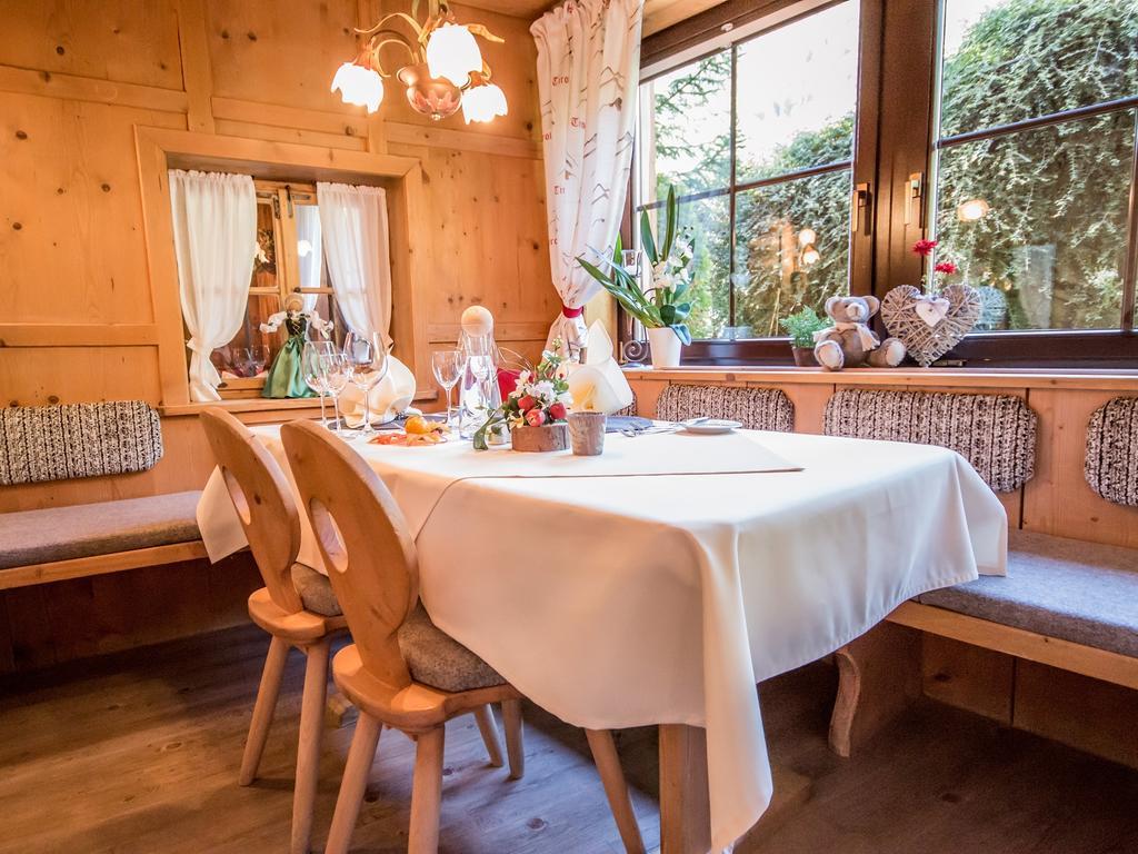 Hotel Felsenstueberl 索尔登 外观 照片