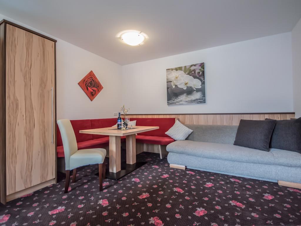 Hotel Felsenstueberl 索尔登 外观 照片
