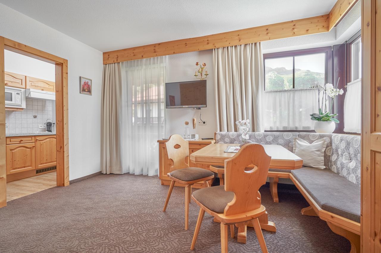 Hotel Felsenstueberl 索尔登 外观 照片