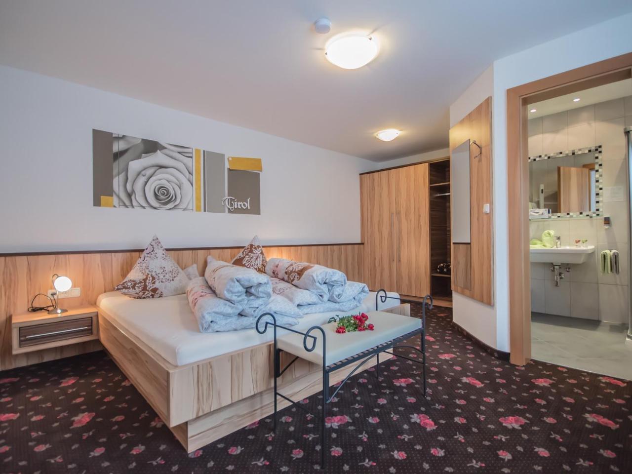 Hotel Felsenstueberl 索尔登 外观 照片
